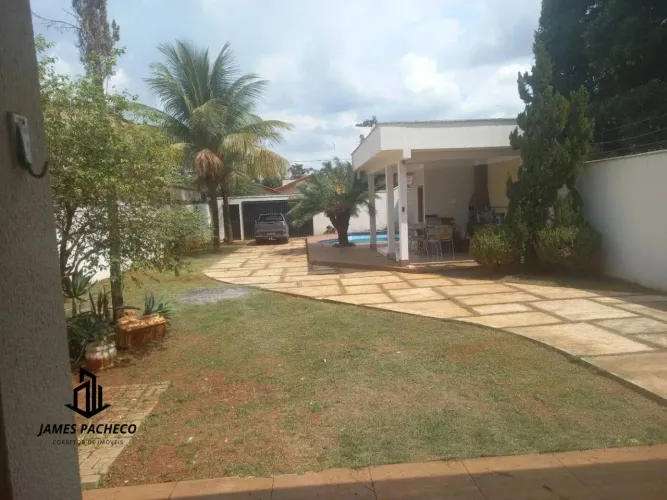 Casa 5 quartos 3 suítes a venda, 543m² - Setor Vila Rezende