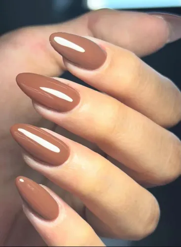 Contrata-se manicure com experiência