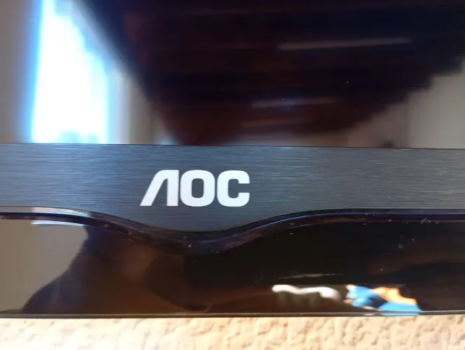 TELEVISÃO AOC