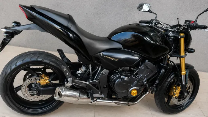 Moto Hornet CB