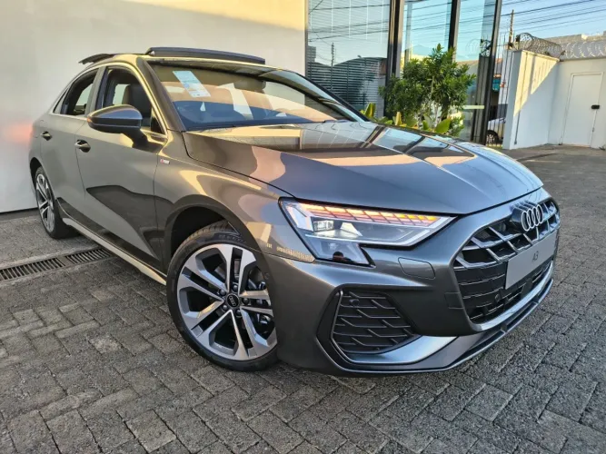 Audi A3 Sedan Performance 2.0 TFSI S-tronic 2026