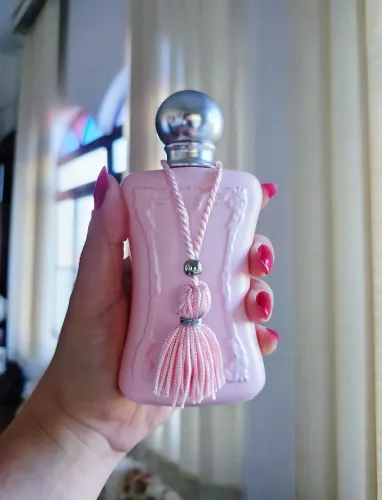 Perfume Maiden Anna EDP 75ml - Inspirado no Delina da Parfums de Marly