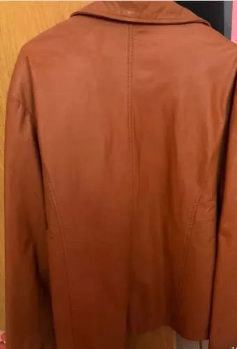 Vende jaqueta de couro
