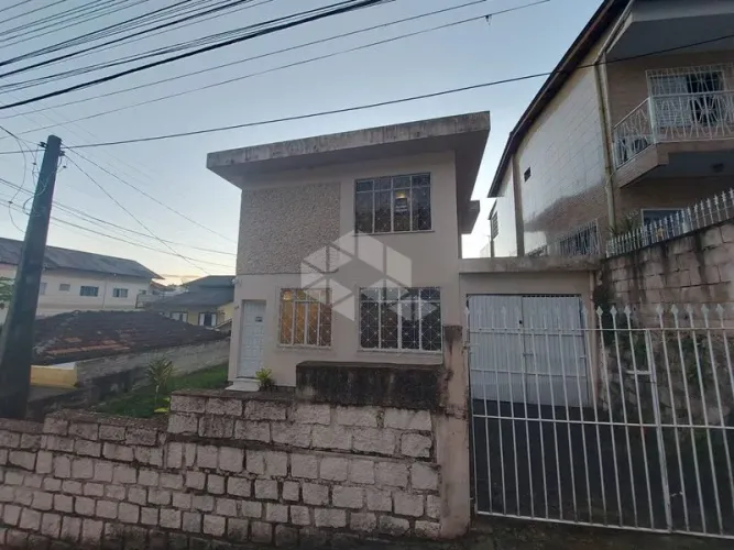 Casa Residencial 60M² - para Alugar