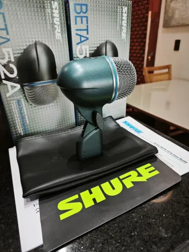 MICROFONE SHURE BETA 52A DE BATERIA