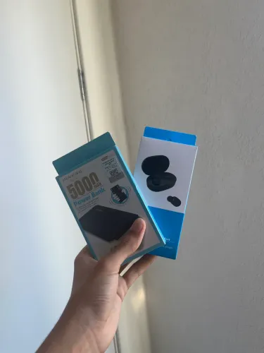 Carregador portátil+fone de ouvido(novos)