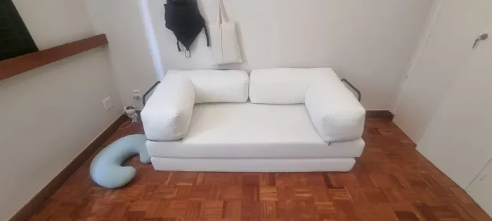 Sofá na caixa 2 lugares 180 cm 2 meses de uso!!