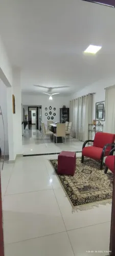 Imóvel para venda possui 260 metros quadrados com 3 quartos em São Joaquim - Franca - SP