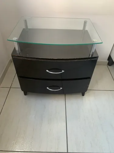 Criado Mudo 