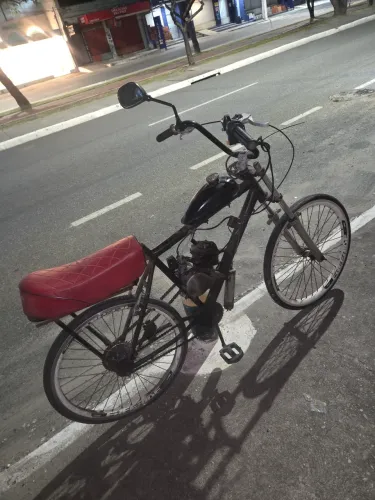 Bicicleta motorizada top funcionando perfeitamente