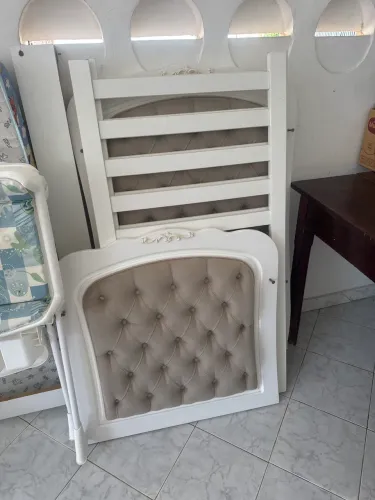 Berço MATIC BRANCO com COLCHAO ORTOBOM NOVO. SEMINOVO.