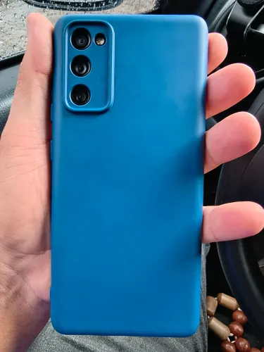 Vendo celular S20 fe 