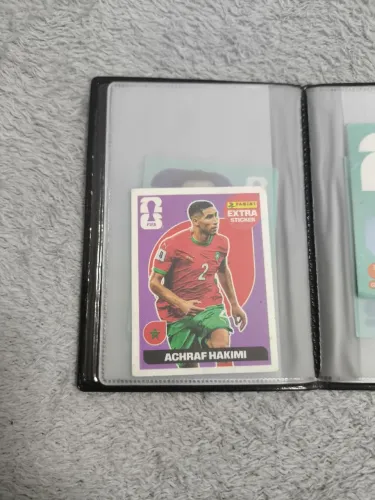 Figurinha legend extra sticker roxo perfeito estado original guardado em plástico protetor