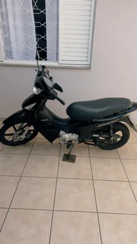 Honda Biz+ Preta