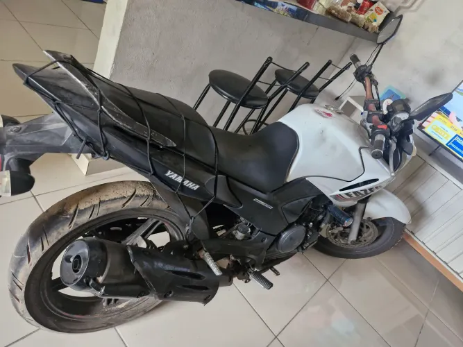Moto fazer 250 cc