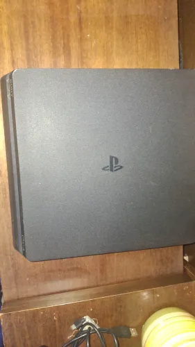 PS4 SLIM 1TB
