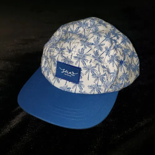 Boné 5-Panel Azul e Branco Tropical