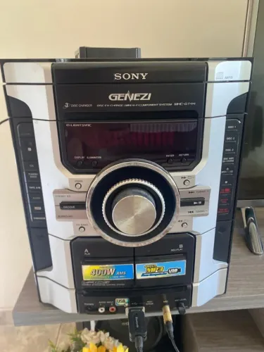APARELHO DE SOM SONY GENEZI