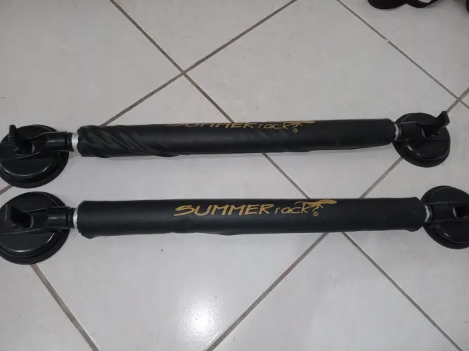Rack portátil para carro com par de fita.