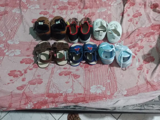 Vendo lote de roupa de bebê menino 