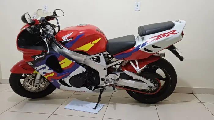 CBR 900 RR Fireblade