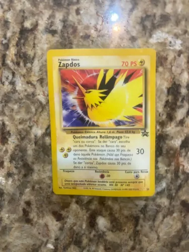 Carta Pokémon anos 2000 zapdos