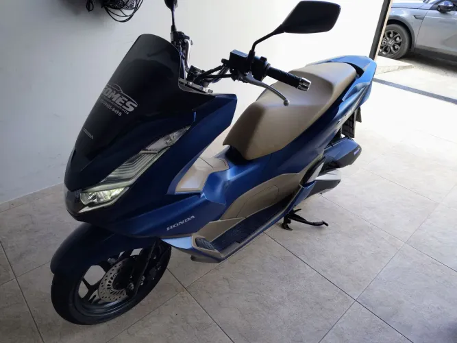 Vendo ou troco PCX DLX 160 ABS azul fosco