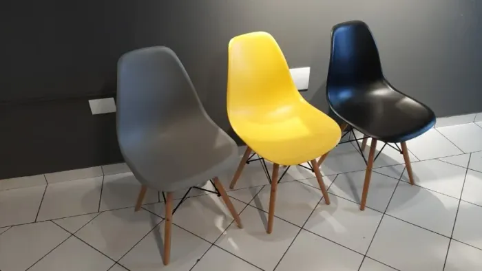 Cadeiras Charles Eames