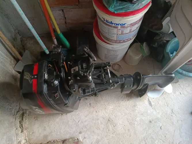 Motor popa Mercury americano 15 Hp 