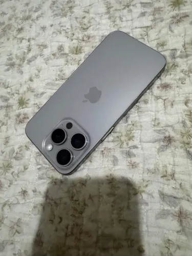 iPhone 15 pro 256Gb