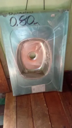 Vendo pia inox zerado com ralo de pia novo