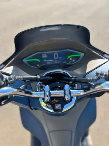 HONDA PCX 160 ABS 2023 - APENAS 19 MIL KM (BAIXO KM)