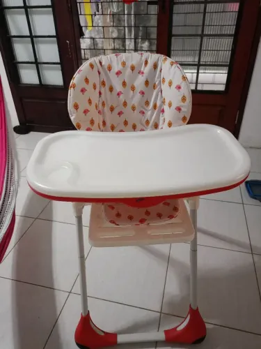 Cadeira alimentação