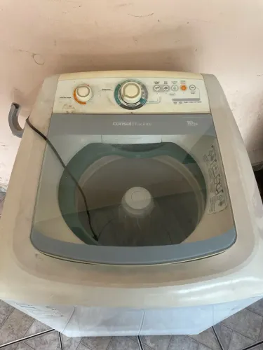 Fogão e máquina de lavar 