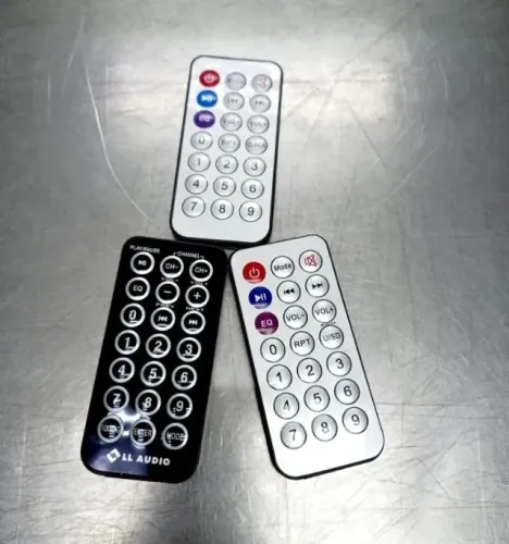 3 Controles Som Universal NOVOS