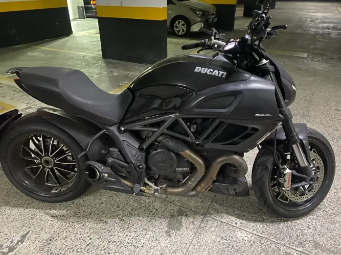 Ducati Diavel 1198 ABS