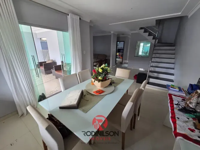 Jardim Espanha, Linda casa, 4/4, s/3 suítes, placa solar, piscina privativa, churrasqueira