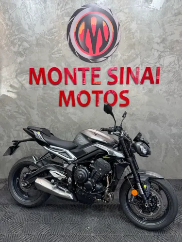 TRIUMPH STREET TRIPLE 765 R ABS 
