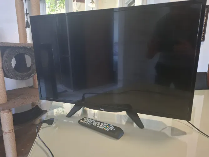 TV AOC (não liga)