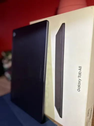 Vendo tablet A8 64G completo 