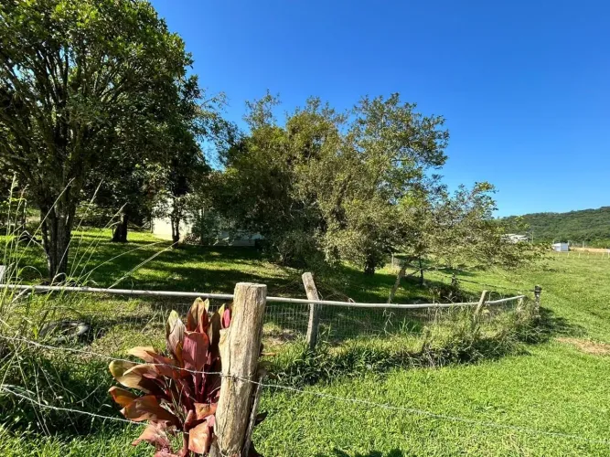 Sítio de 6 hectares à venda na Fazendinha - Biguaçú