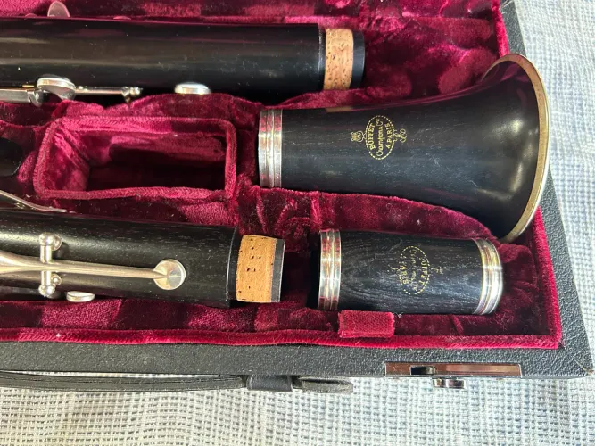 Clarinete Buffet Crampon E-11