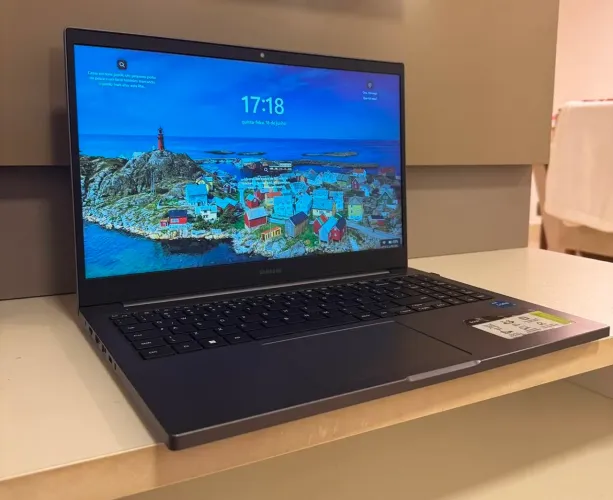 Notebook Samsung Book Intel Core i3 - Excelente Estado