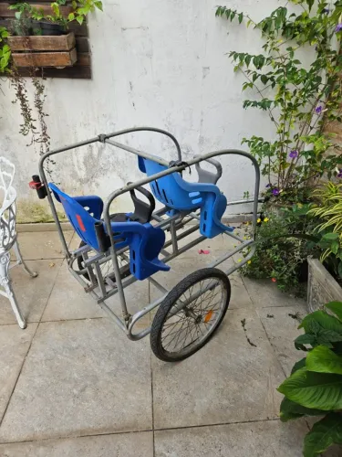 Carrocinha p/moto ou bicileta