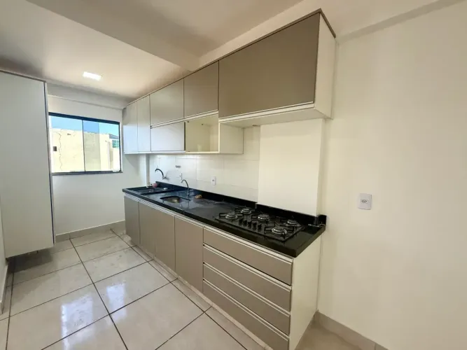 Alugo apartamento de 2 Quartos , suite, armarios planejados, 2 varandas e garagem