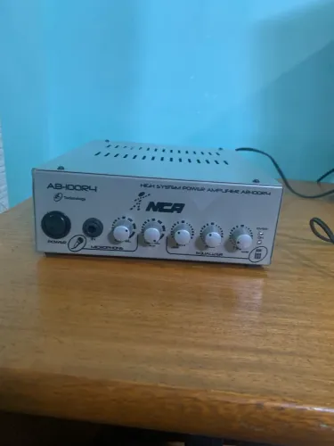 Amplificador AB-100R4
