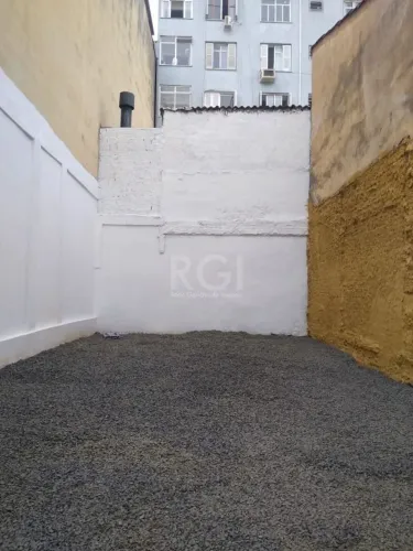 Terreno para Venda - 84m², Centro Histórico