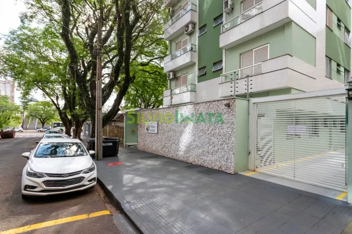 EXCELENTE APARTAMENTO SEMI MOBILIADO, COM 02 QUARTOS SENDO 01 SUÍTE PARA MORAR NO ED. TARS