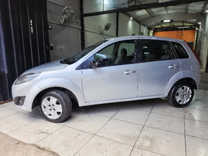 Ford Fiesta 1.0 8V Flex/class 1.0 8V Flex 5P 2014