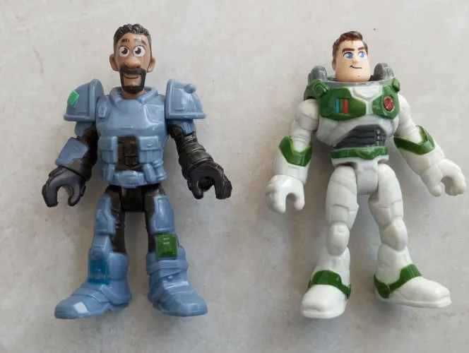 Par de Imaginext do filme Buzz Lightyear 
